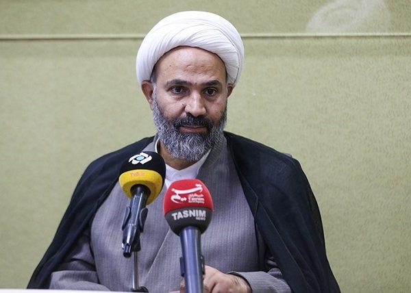 پژمانفر:دستگاههای دولتی از پیگیری امر به معروف و نهی از منکر منع شدهاند پژمانفر:دستگاههای دولتی از پیگیری امر به معروف و نهی از منکر منع شدهاند