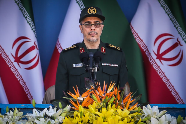 آمریکا توان جنگیدن با ایران مقتدر را ندارد / با یک صدام جدید به نام ترامپ روبهرو هستیم آمریکا توان جنگیدن با ایران مقتدر را ندارد / با یک صدام جدید به نام ترامپ روبهرو هستیم