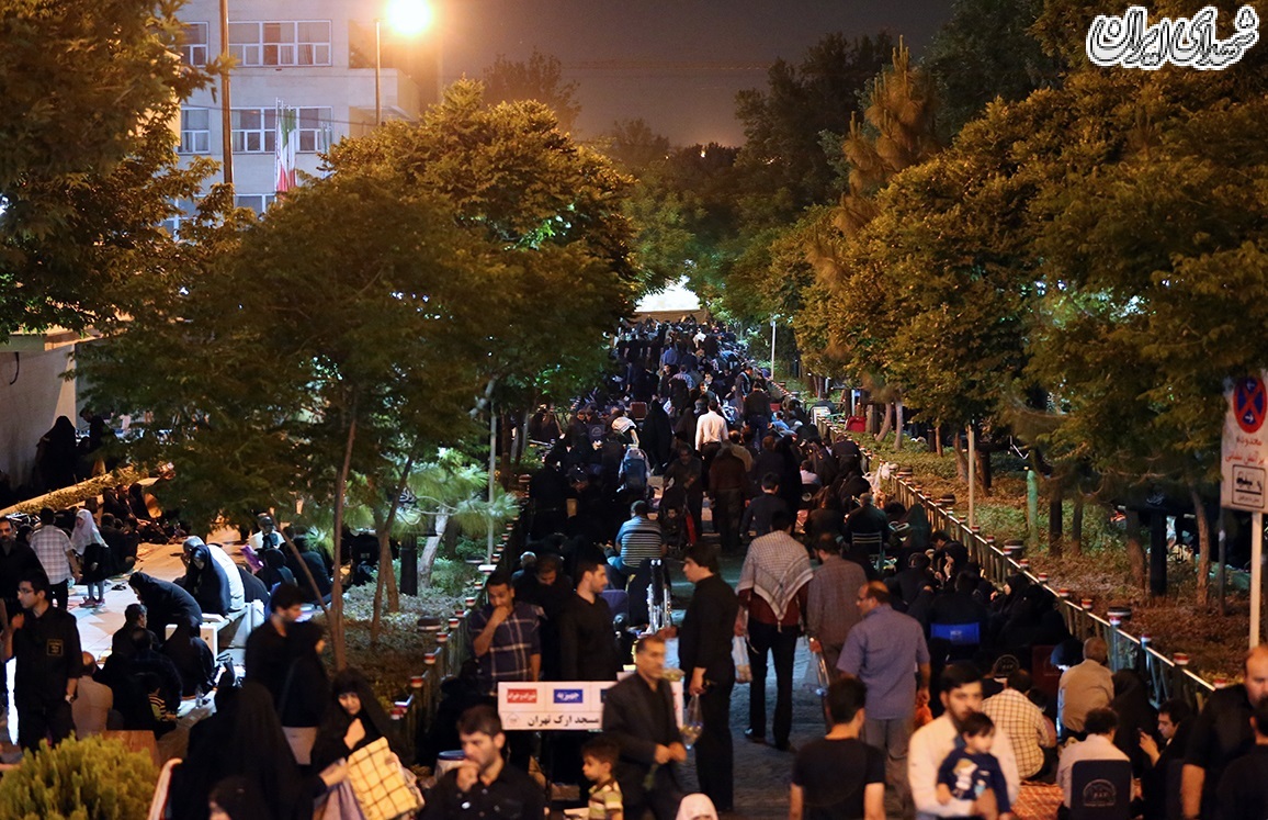 عکس/ مراسم احیای شب نوزدهم ماه مبارک رمضان در مسجد ارک تهران عکس/ مراسم احیای شب نوزدهم ماه مبارک رمضان در مسجد ارک تهران