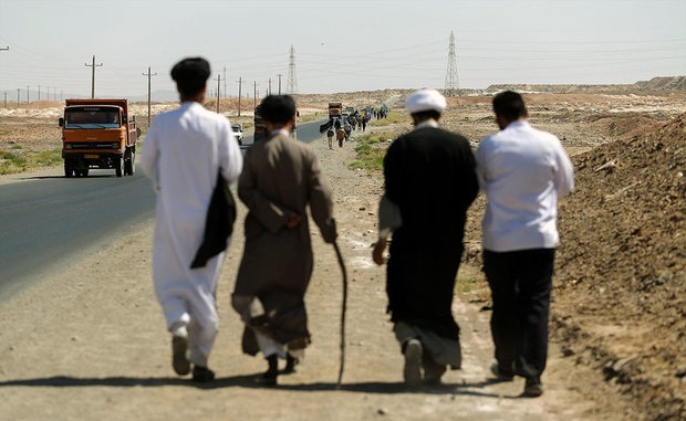 ثبتنام در کاروان پیاده زیارت امام رضا (ع) آغاز شد ثبتنام در کاروان پیاده زیارت امام رضا (ع) آغاز شد