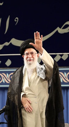 دستاندرکاران و کارگزاران حج با امام خامنه ای دیدار میکنند دستاندرکاران و کارگزاران حج با امام خامنه ای دیدار میکنند