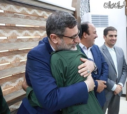 تقدیر مجلس از پاسداران ساقط کننده پهپاد آمریکایی+تصاویر تقدیر مجلس از پاسداران ساقط کننده پهپاد آمریکایی+تصاویر