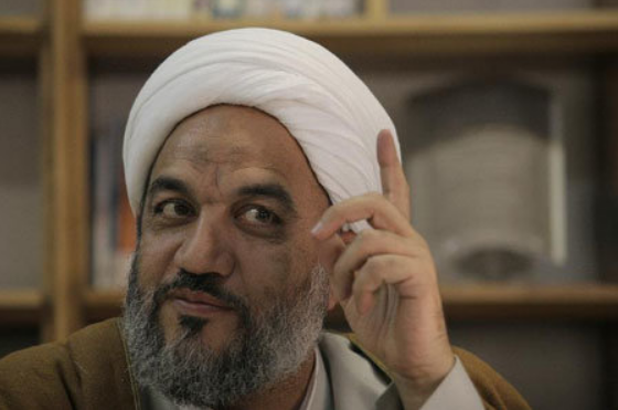 دبیرکل جبهه پایداری:عریانی دختران و پسران نتیجه حرامخواری است دبیرکل جبهه پایداری:عریانی دختران و پسران نتیجه حرامخواری است