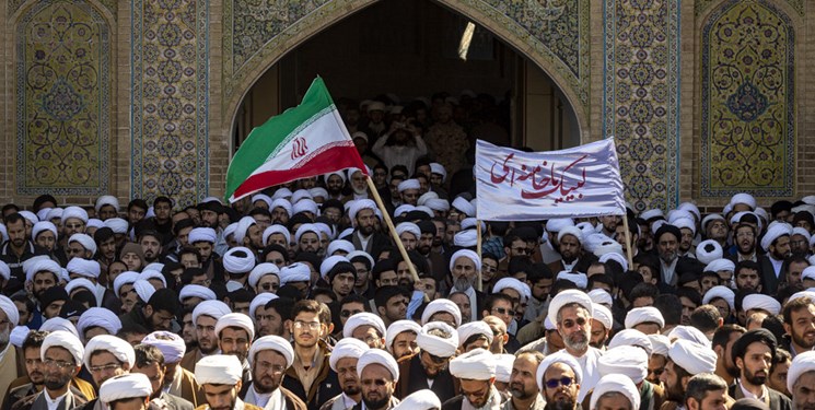 اجتماع ائمه جماعات مساجد تهران در شب میلاد امام هشتم اجتماع ائمه جماعات مساجد تهران در شب میلاد امام هشتم
