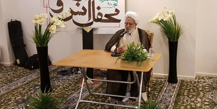 برپایی محافل انس و معرفت زائران در مکه+تصویر برپایی محافل انس و معرفت زائران در مکه+تصویر