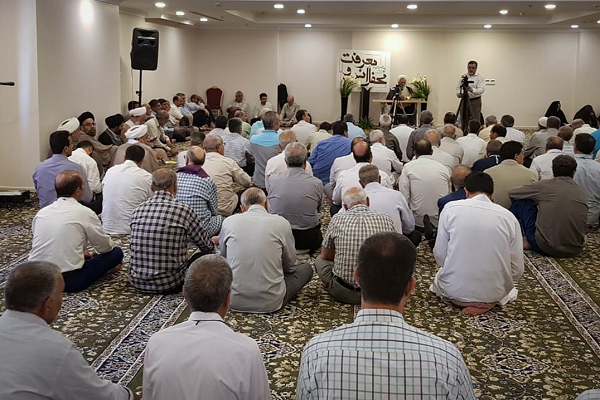 برپایی محافل انس و معرفت زائران در مکه+تصویر برپایی محافل انس و معرفت زائران در مکه+تصویر
