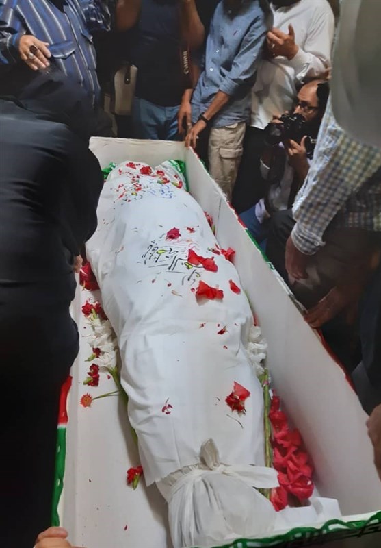 وداع با پیکر مطهر تکاور شهید محسن نقیبی+عکس وفیلم وداع با پیکر مطهر تکاور شهید محسن نقیبی+عکس وفیلم