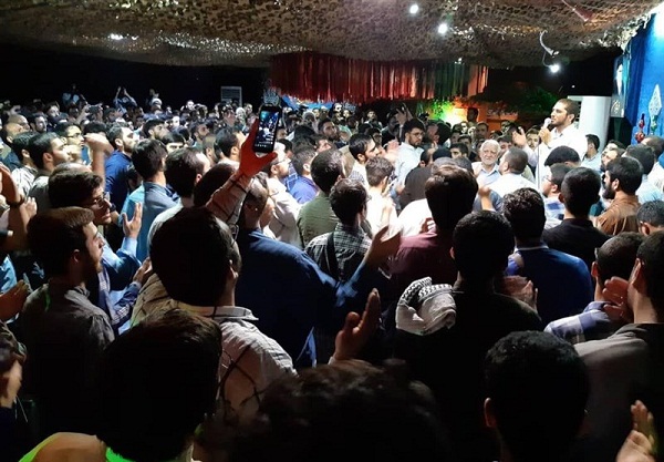 وداع باشکوه مردم با پیکر شهید مدافع حرم، «مهدی ثامنی راد»+عکس و فیلم وداع باشکوه مردم با پیکر شهید مدافع حرم، «مهدی ثامنی راد»+عکس و فیلم