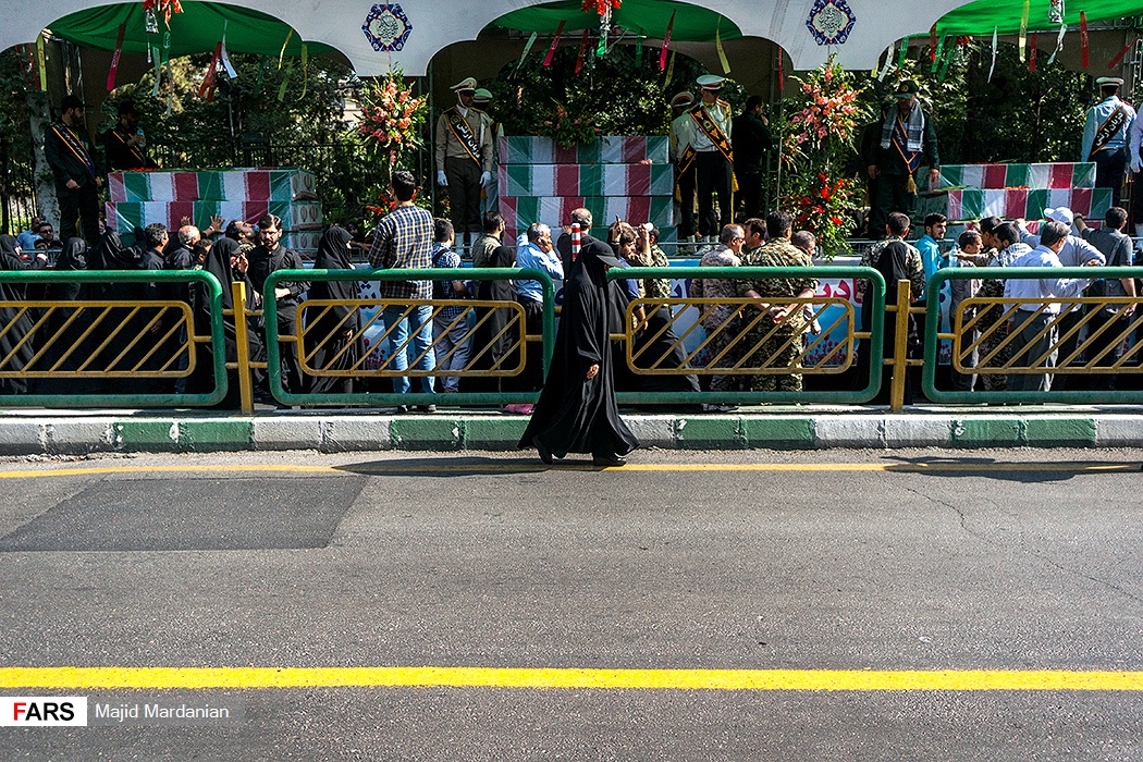 تشییع باشکوه 150 شهید در تهران/ حضور چشمگیر مادران شهدا + عکس تشییع باشکوه 150 شهید در تهران/ حضور چشمگیر مادران شهدا + عکس