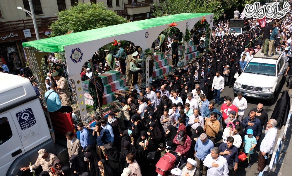 تشییع پیکر ۱۵۰ شهید دفاع مقدس