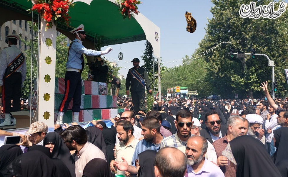 تشییع پیکر ۱۵۰ شهید دفاع مقدس