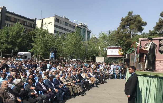 همه مسئولان نظام بدانند خدا از خون شهدا نمی‌گذرد
