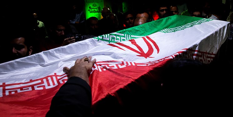 سهقلوها چند ماه پس از شهادت پدرشان متولد شدند سهقلوها چند ماه پس از شهادت پدرشان متولد شدند