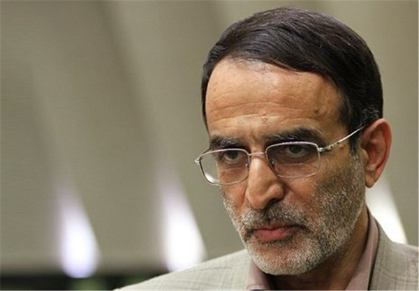 کریمیقدوسی:لیست دوتابیعتیها را به رسانهها میدهم کریمیقدوسی:لیست دوتابیعتیها را به رسانهها میدهم