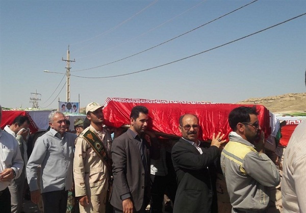 پیکر مطهر ۲۶ شهید دفاع مقدس از مرز سومار وارد کشور شد+تصاویر پیکر مطهر ۲۶ شهید دفاع مقدس از مرز سومار وارد کشور شد+تصاویر
