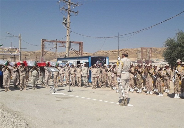 پیکر مطهر ۲۶ شهید دفاع مقدس از مرز سومار وارد کشور شد+تصاویر پیکر مطهر ۲۶ شهید دفاع مقدس از مرز سومار وارد کشور شد+تصاویر