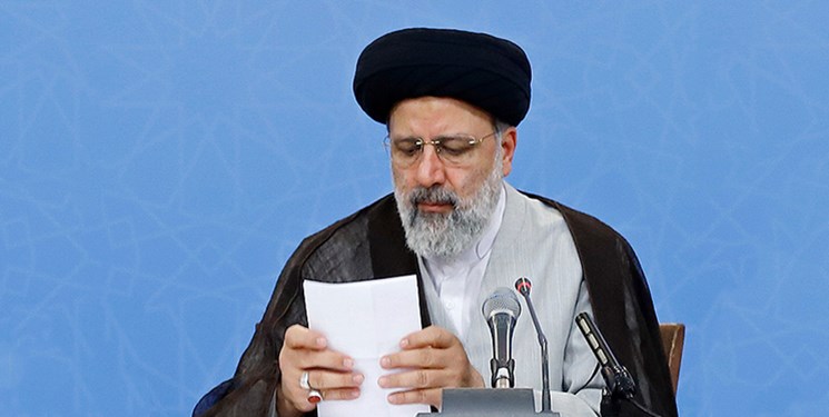 حمایت 500 استاد دانشگاه تهران از برنامههای آیتالله رئیسی برای مبارزه با مفاسد اقتصادی حمایت 500 استاد دانشگاه تهران از برنامههای آیتالله رئیسی برای مبارزه با مفاسد اقتصادی