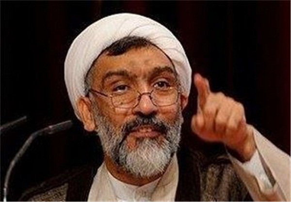 پورمحمدی:به دنبال قاعدهمند کردن ائتلاف جریان ارزشی هستیم پورمحمدی:به دنبال قاعدهمند کردن ائتلاف جریان ارزشی هستیم