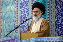 آیت الله بوشهری:اقدام علیه انقلاب با تو دهنی سخت ملت ایران مواجه می شود آیت الله بوشهری:اقدام علیه انقلاب با تو دهنی سخت ملت ایران مواجه می شود