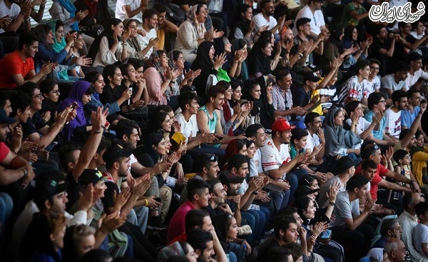 بسکتبال خیابانی همراه با بسکتبال خیابانی همراه با