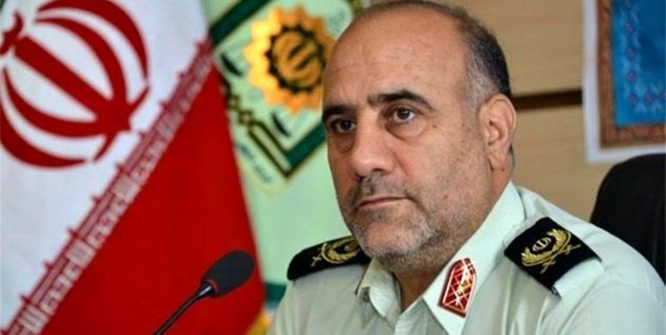 برخورد قاطع در انتظار مروجان بدحجابی در مترو برخورد قاطع در انتظار مروجان بدحجابی در مترو