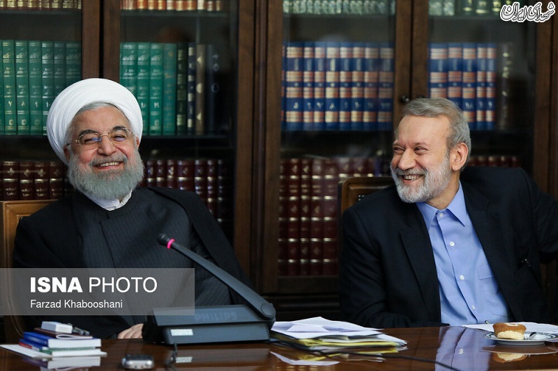 عکس/ خنده لاریجانی و روحانی؛ نگاه رئیسی
