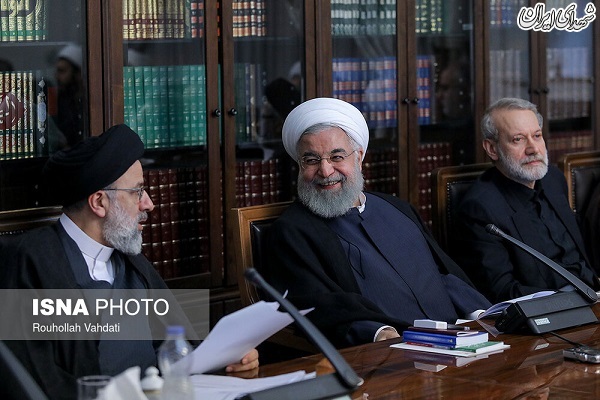 عکس/ باز خنده روحانی، نگاه رئیسی