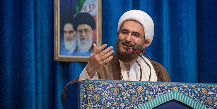 ثمرات «گام سوم» از دو گام قبلی بهتر خواهد بود/ منطق حسینی ما را به همه آرزوهایمان میرساند ثمرات «گام سوم» از دو گام قبلی بهتر خواهد بود/ منطق حسینی ما را به همه آرزوهایمان میرساند