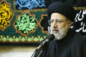 حجت الاسلام رئیسی:جوانان مدافع حرم از رویشهای عاشورا هستند حجت الاسلام رئیسی:جوانان مدافع حرم از رویشهای عاشورا هستند