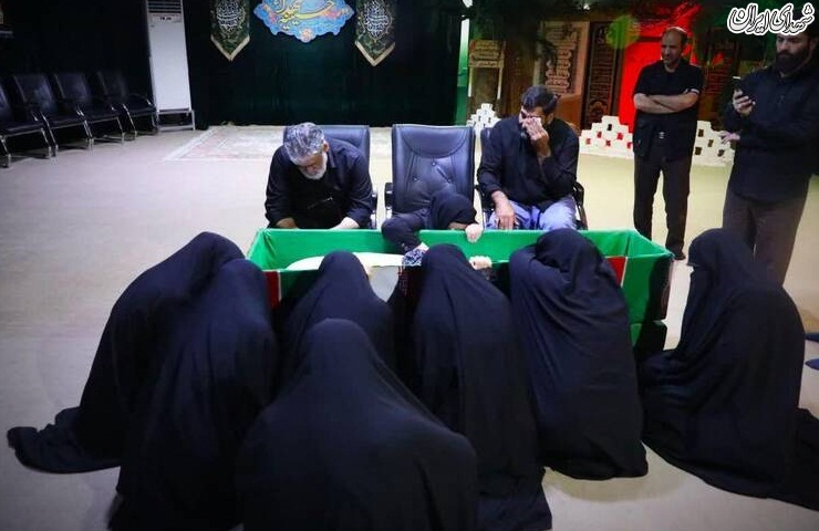 عکس/ وداع با پیکر شهید ساری پس از ۳۵ سال