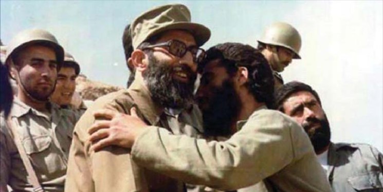 خاطراتی از رهبر انقلاب در دوران دفاع مقدس منتشر شد خاطراتی از رهبر انقلاب در دوران دفاع مقدس منتشر شد