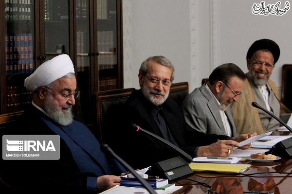 عکس/ خنده ردیفی اعتدالیون در یک جلسه