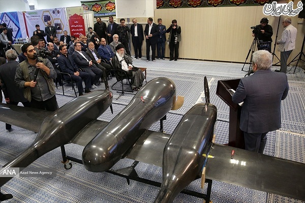 عکس/ پهپادی که به حسینه امام خمینی آمد
