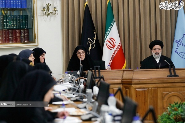 عکس/ جلسه زنان پرحاشیه مجلس با رئیسی