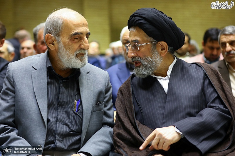 عکس/ گفتگوی موسوی لاری با حسین شریعتمداری