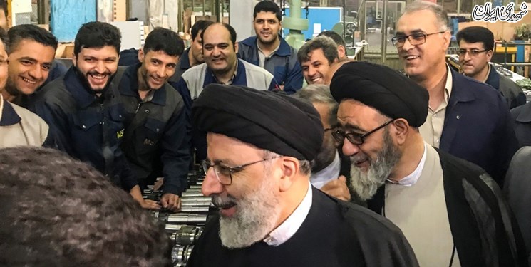 بازدید سرزده رئیسی از کارخانه ماشینسازی تبریز بازدید سرزده رئیسی از کارخانه ماشینسازی تبریز