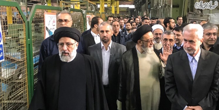 بازدید سرزده رئیسی از کارخانه ماشینسازی تبریز بازدید سرزده رئیسی از کارخانه ماشینسازی تبریز