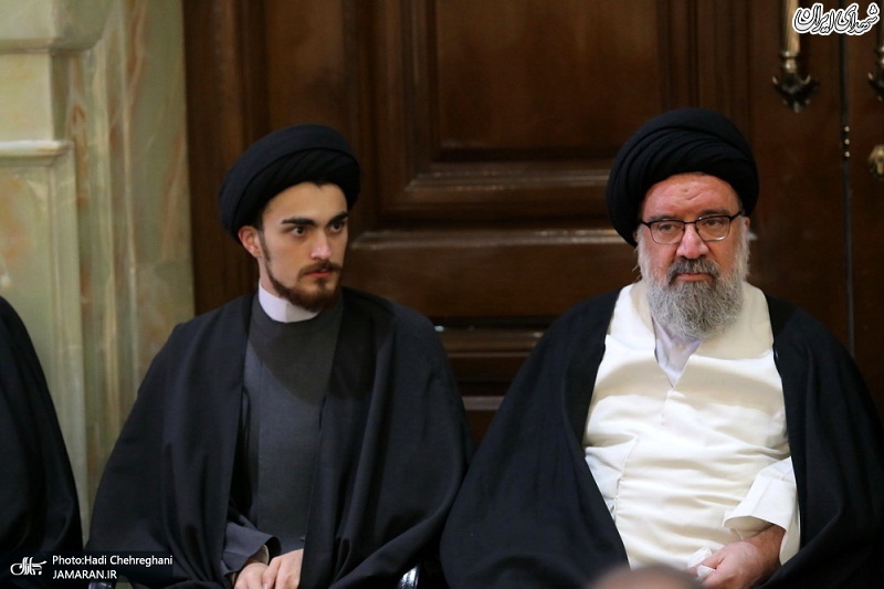 عکس/ هم‌نشینی احمد خمینی با آیت الله خاتمی