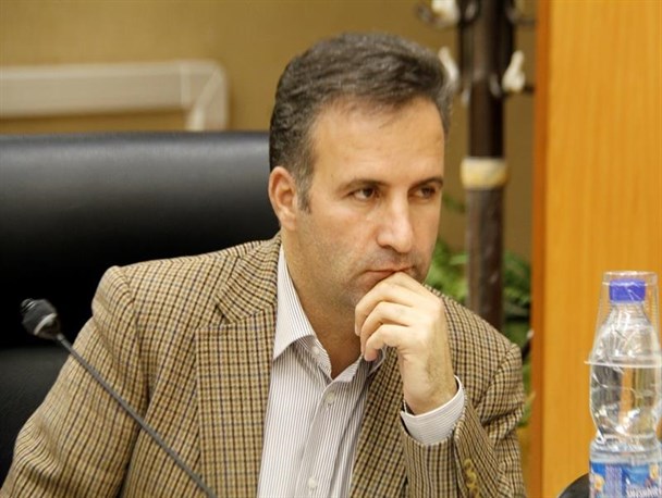 نماینده شیراز تعطیلی خانه ملت را غیرقانونی دانست