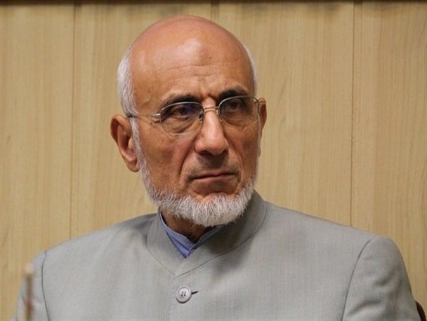دستی که برای تجزیه عراق به قبضه شمشیر برود از بازو قطع می شود