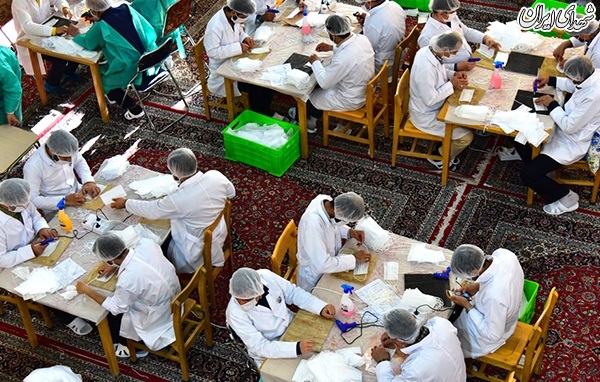 تصاویر/بچه های مسجد در خط مقدم مبارزه با «کرونا» تصاویر/بچه های مسجد در خط مقدم مبارزه با «کرونا»