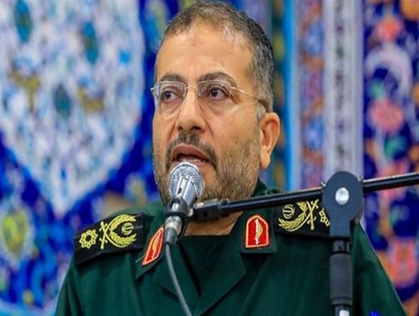 سردار سلیمانی درگذشت پدر شهیدان کرمی را تسلیت گفت
