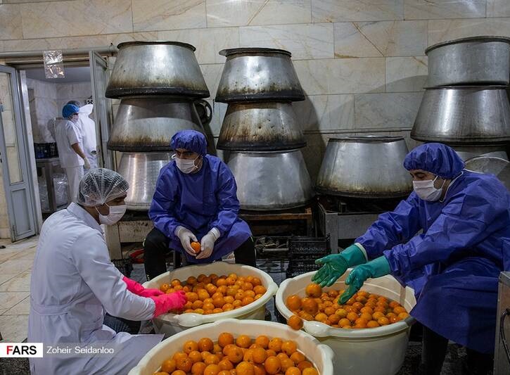 عکس/ سنگ تمام موکب داران برای شکست کرونا عکس/ سنگ تمام موکب داران برای شکست کرونا