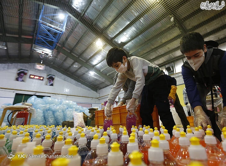 عکس/ جوانان جهادی در ستاد مردمی مبارزه با کرونا عکس/ جوانان جهادی در ستاد مردمی مبارزه با کرونا