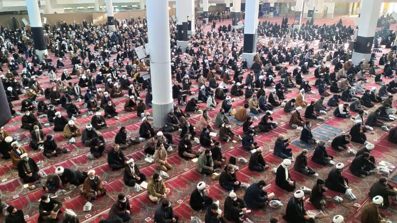 بدرقه گسترده و باشکوه عمار رهبری بدرقه گسترده و باشکوه عمار رهبری