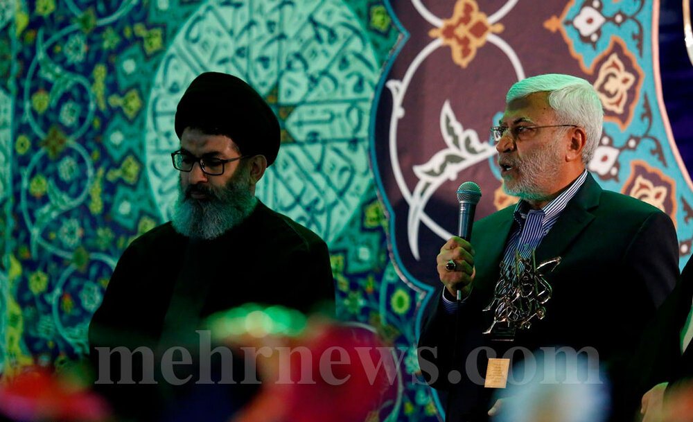 ناگفتههای حضور شهید ابومهدی المهندس در مسجد جمکران ناگفتههای حضور شهید ابومهدی المهندس در مسجد جمکران