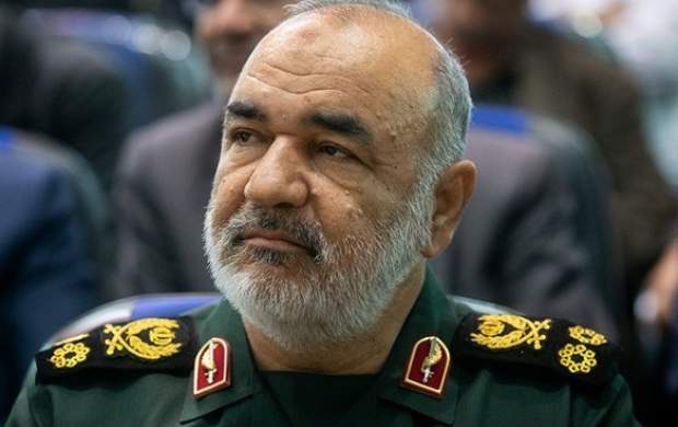 سرلشکر سلامی: شهدا منبع اقتدار ما هستند سرلشکر سلامی: شهدا منبع اقتدار ما هستند