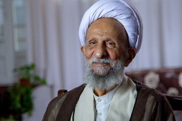 دفتر آیتالله مصباح یزدی از پیام رهبر انقلاب قدردانی کرد دفتر آیتالله مصباح یزدی از پیام رهبر انقلاب قدردانی کرد