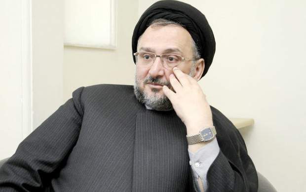 با شعارهای اصولگرایان نتیجهای جز قهر با دنیا نداریم با شعارهای اصولگرایان نتیجهای جز قهر با دنیا نداریم