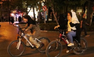 مسئولان متخلف در روز 22 بهمن باید عزل شوند/آیا کسی پیدا خواهد شد تا از خون شهدا دفاع کند؟ مسئولان متخلف در روز 22 بهمن باید عزل شوند/آیا کسی پیدا خواهد شد تا از خون شهدا دفاع کند؟